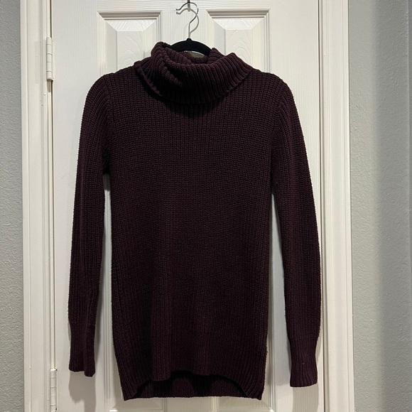 Abercrombie & Fitch Sweaters - Abercrombie & Fitch Deep Maroon Turtleneck Sweater